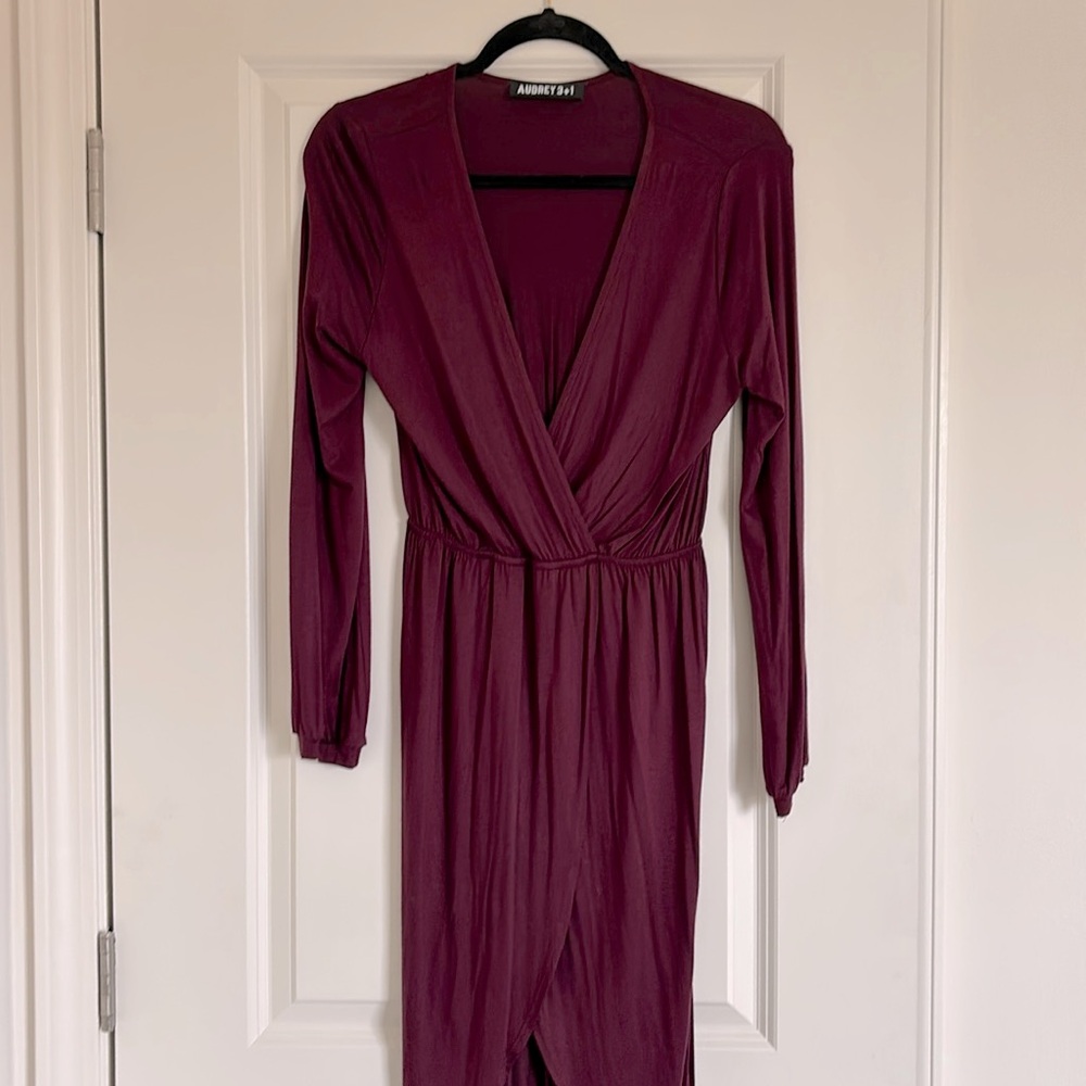 Maroon V-neck Midi Dress
